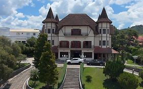 Chateau Palace Hotel